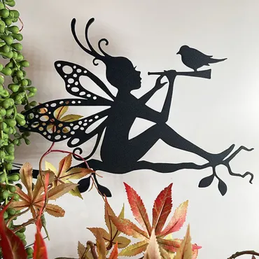 Lavinia Stamps-Metal Garden Ornaments – Lola