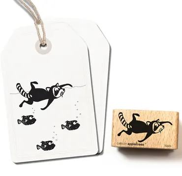 Cats on appletrees Stempel Waschbär Mats schwimmt
